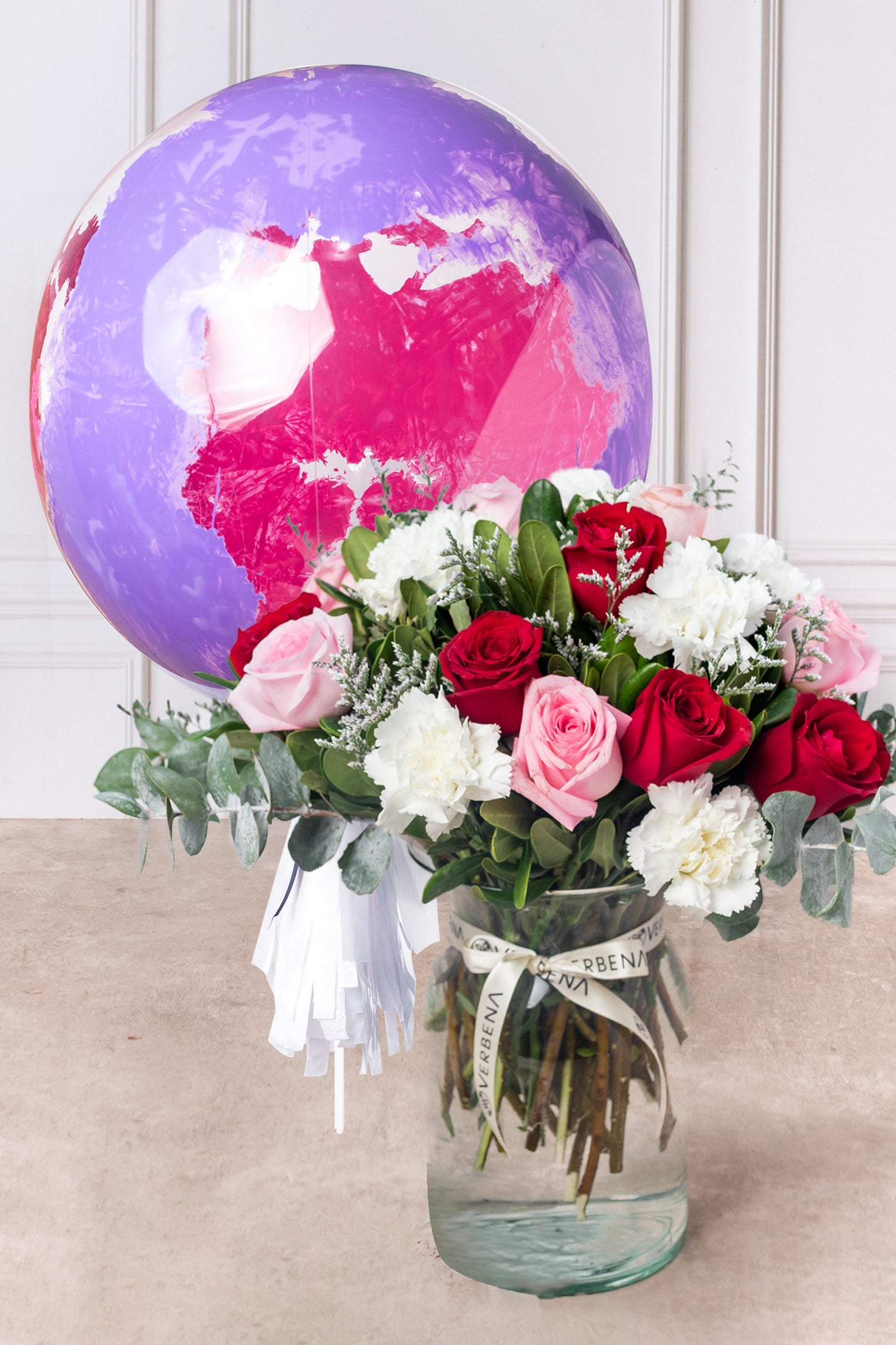 María Felix - con Globo Explosión Rosa y Morado