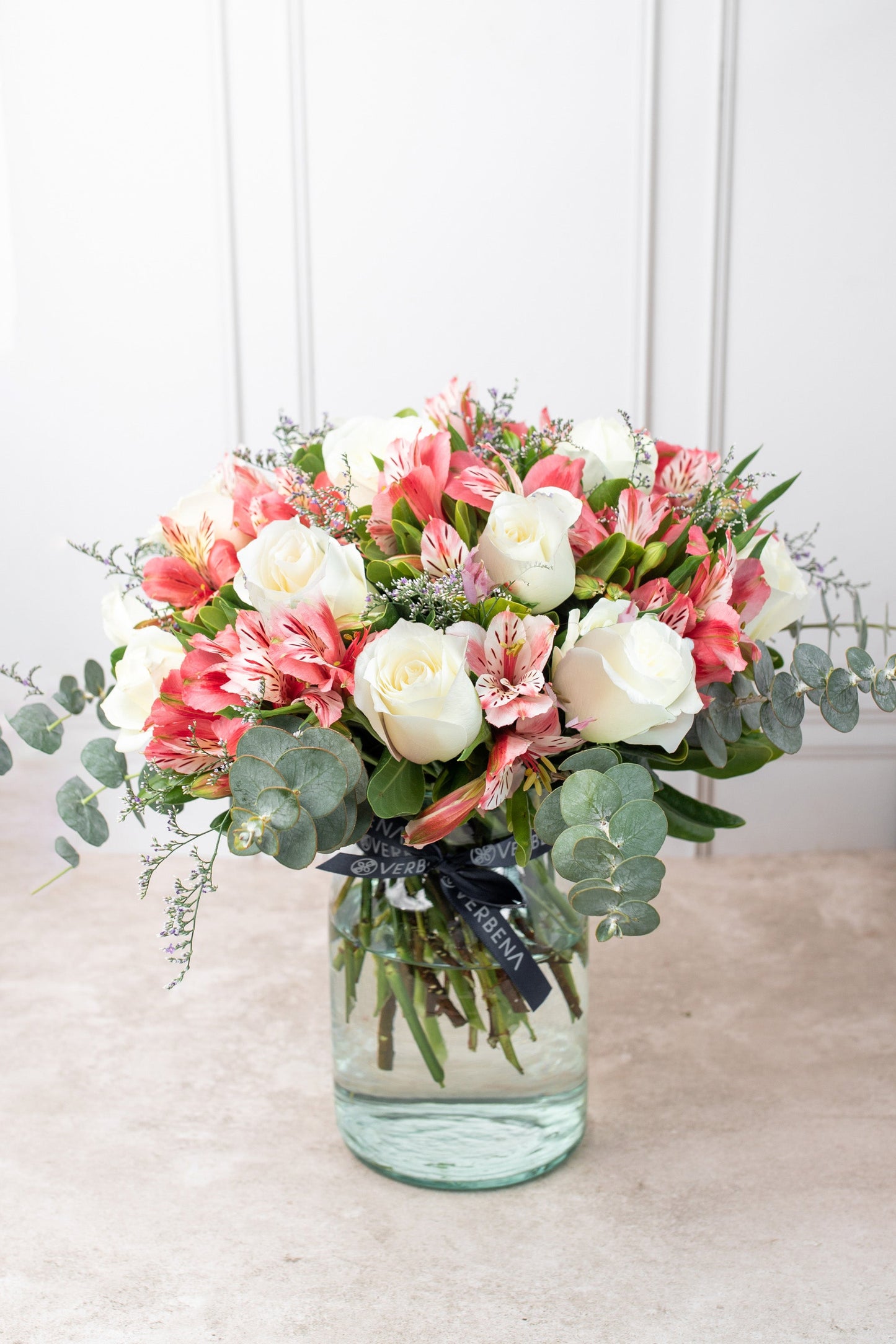 Himalaya - White Rose and Astromelia Rosa Cun