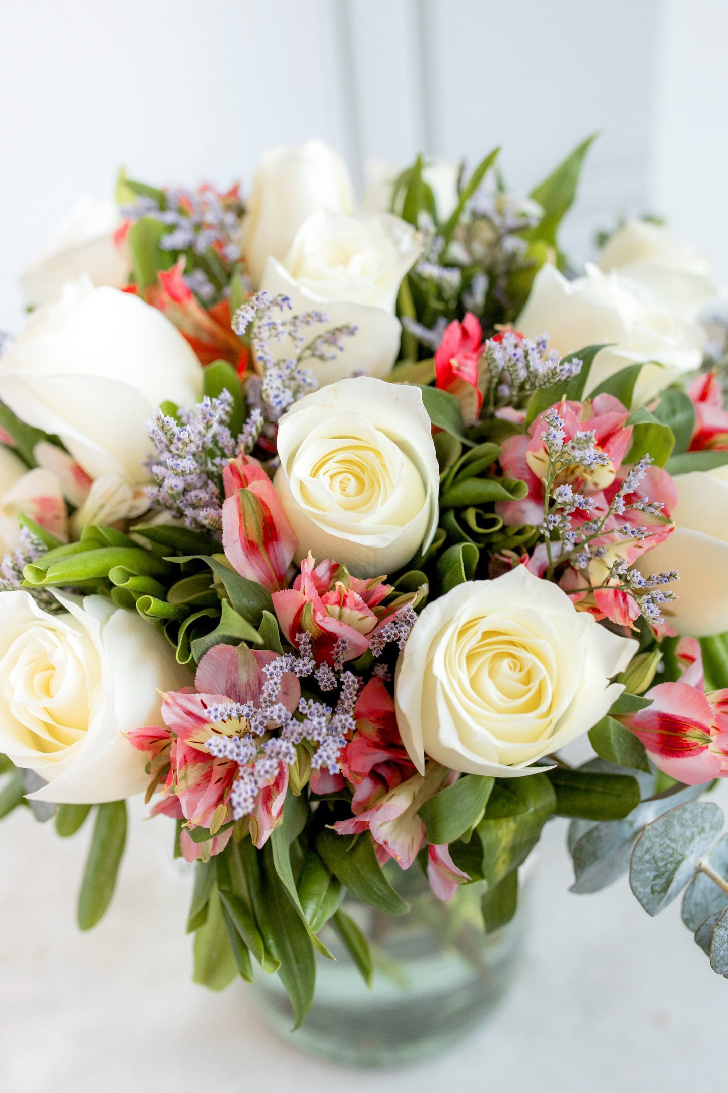 Himalaya - White Rose and Astromelia Rosa Cun