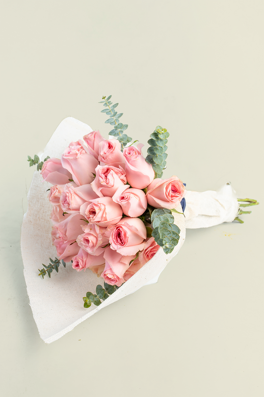 Ramo 30 Rosas Rosas - Envoltura Yute PTO. ESCOND.