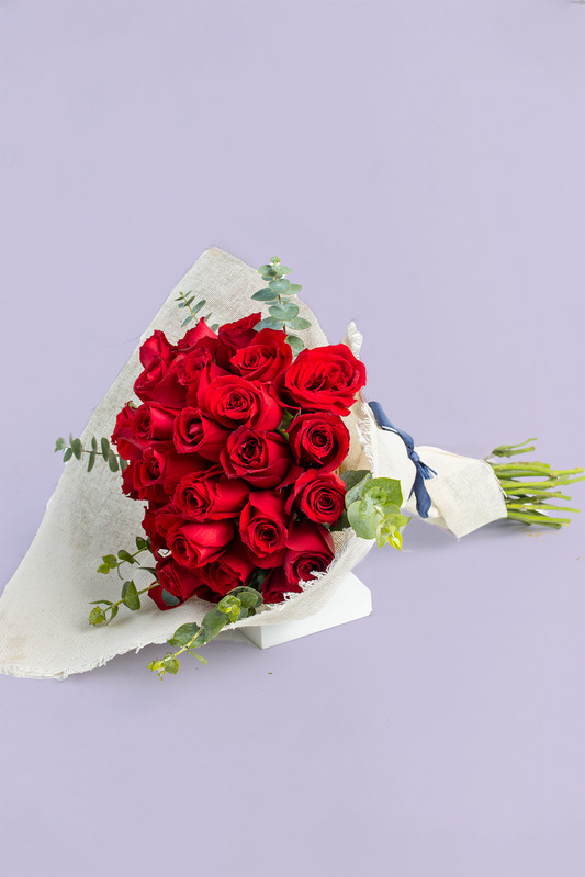 Ramo 30 Rosas Rojas - Envoltura Yute AGS
