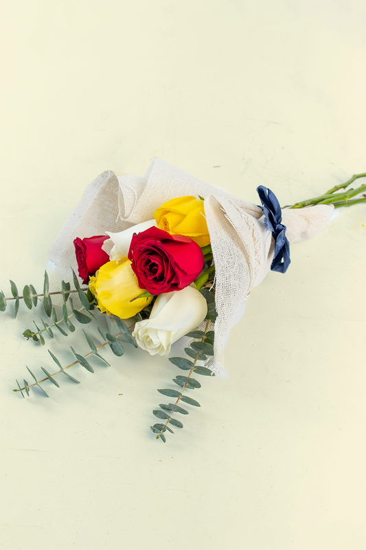 Ramo 6 Rosas Mix - Envoltura Yute AGS