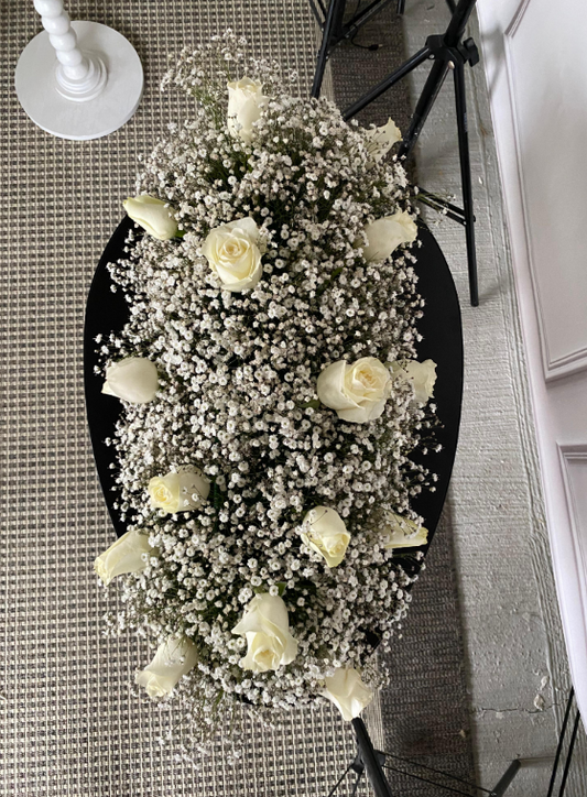 Pedido especial 10 charolas de 50 cm Gipso y rosa blanca