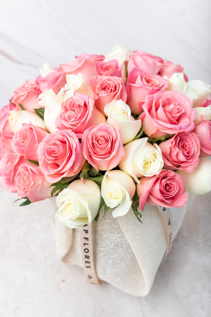 Rose Bubble // White and Light Roses