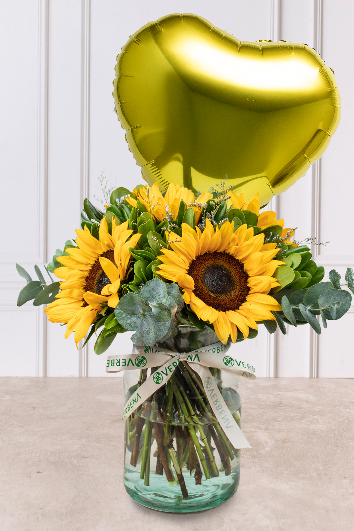 Sonrisa de Sol - Girasoles con Globo Amarillo 21M