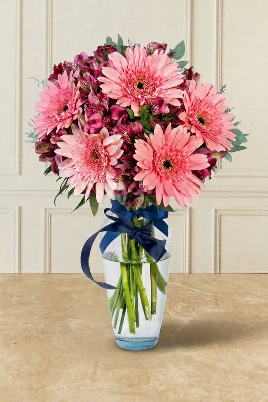 5 Gerberas Rosas y Astromelias Rosadas - En Barcelo | MJO