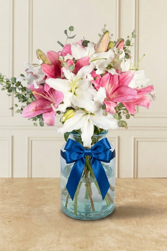 8 Lirios Combinados - En Florero | MJO