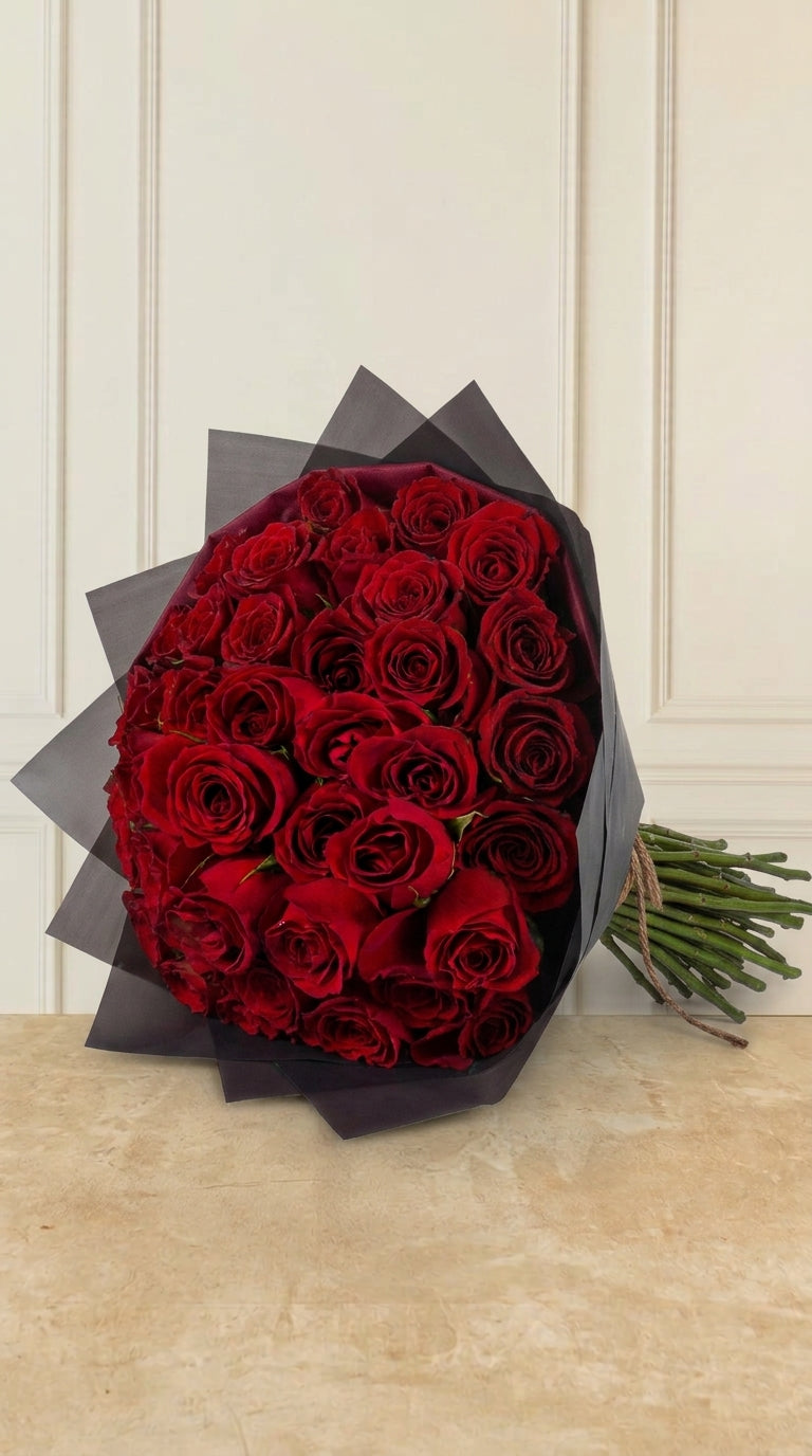 Bouquet 36 Rosas Rojas - En Papel Negro | MJO