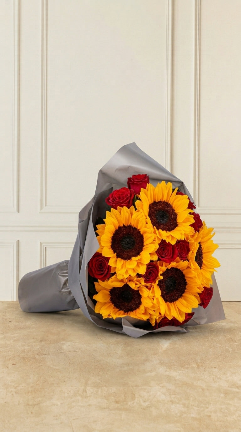Bouquet 5 Girasoles y 12 Rosas Rojas - En Papel Negro | MJO
