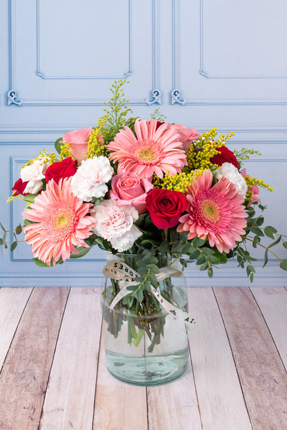 Colores Alegres - Gerbera Rosa, Rosa Roja y Clarita GDL