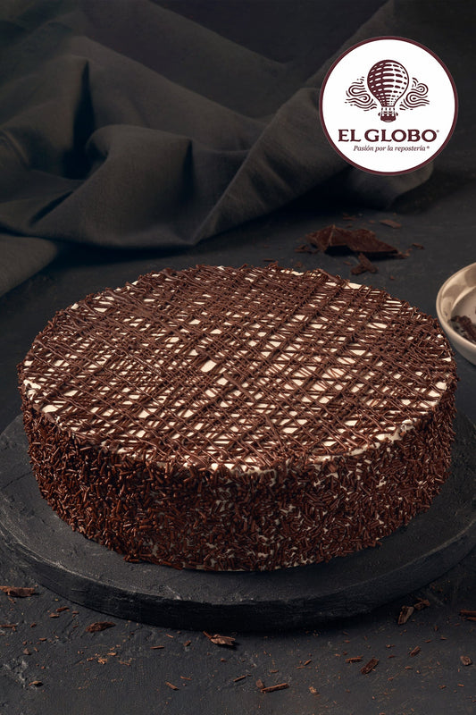Amarettino Cake - The Globe