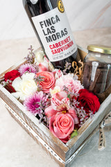 Flowers with Chocolate and Wine - GDL