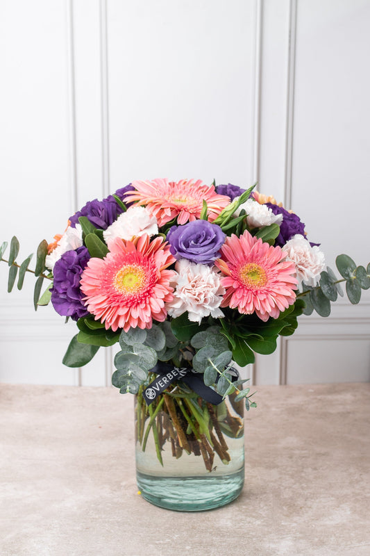 Coral // Gerbera Rosa, Lisianthus Morado y Clavel Rosa