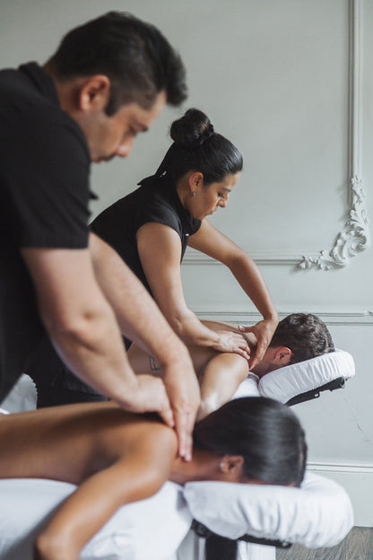 Couples Massage 60 min / Scape